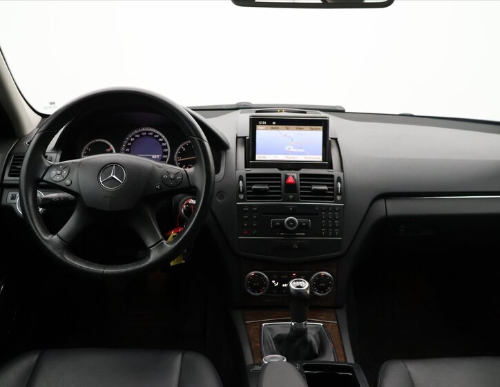 Mercedes-Benz Třídy C Sedan / Limuzína 2,1 l 125 kw