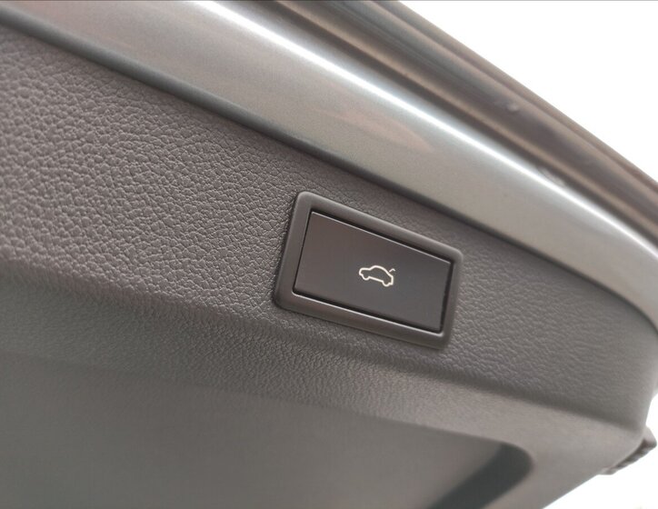 Škoda Superb Kombi 2,0 l 110 kw