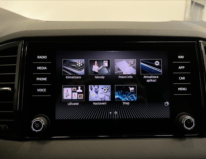 Škoda Karoq SUV 1,5 l 110 kw