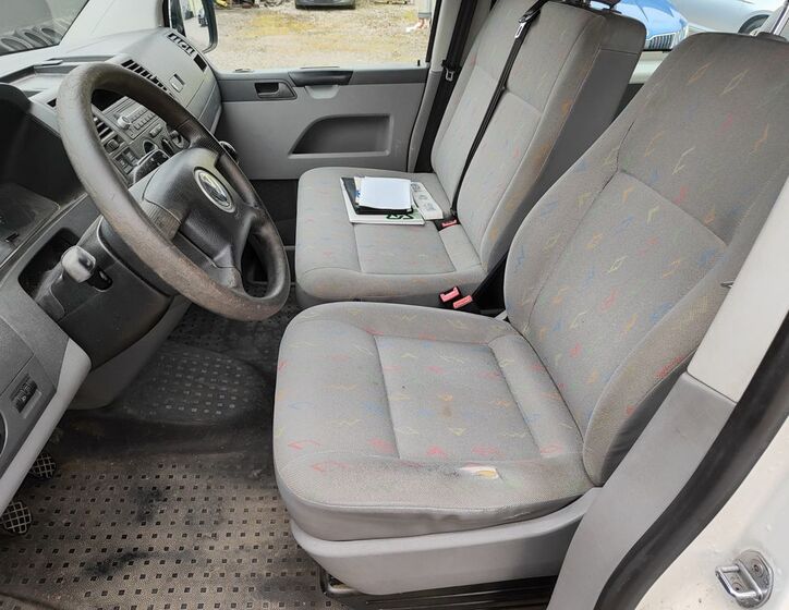Volkswagen Transporter 16