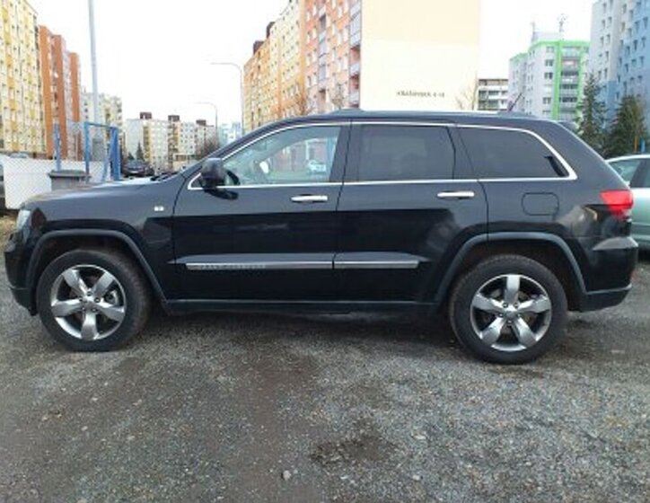 Jeep Grand Cherokee SUV 3,0 l 177 kw