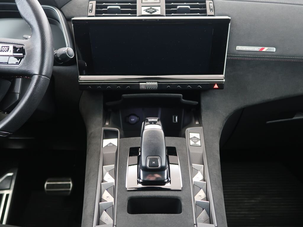 DS Automobiles DS7 Crossback SUV / Terénní 1,6 l 133 kw