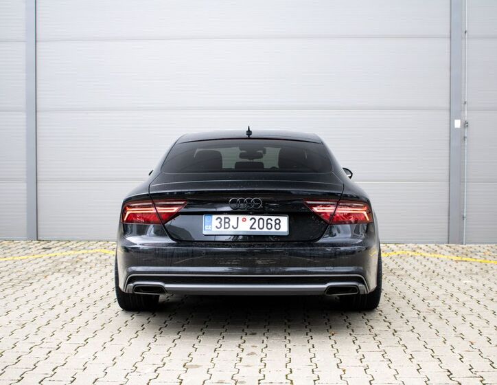 Audi A7 6