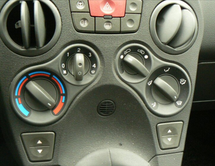 Fiat Panda Hatchback 1,2 l 44 kw