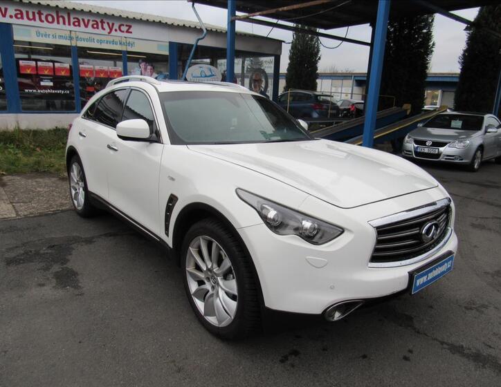 Infiniti FX30 3