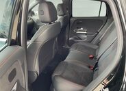 Mercedes-Benz GLA 13