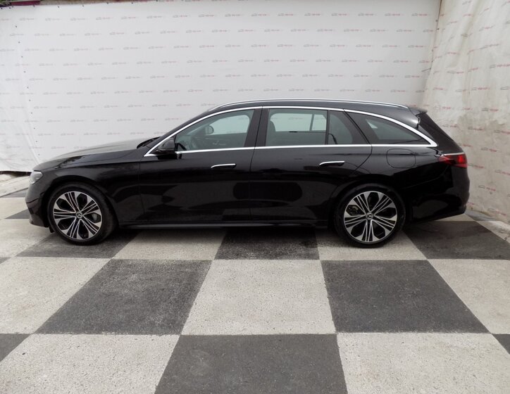 Mercedes-Benz Třídy E 2