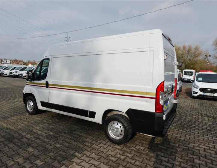 Peugeot Boxer Ostatní 2,2 l 121 kw