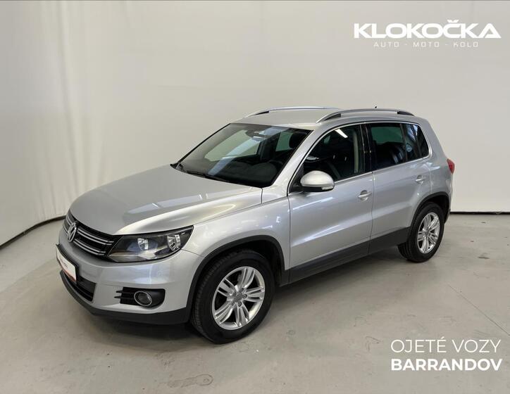 Volkswagen Tiguan 1