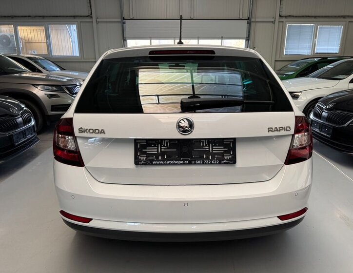 Škoda Rapid Hatchback 999,0 81 kw