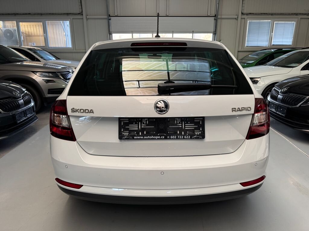 Škoda Rapid Hatchback 999,0 81 kw