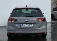 Volkswagen Passat Kombi 1,5 l 110 kw