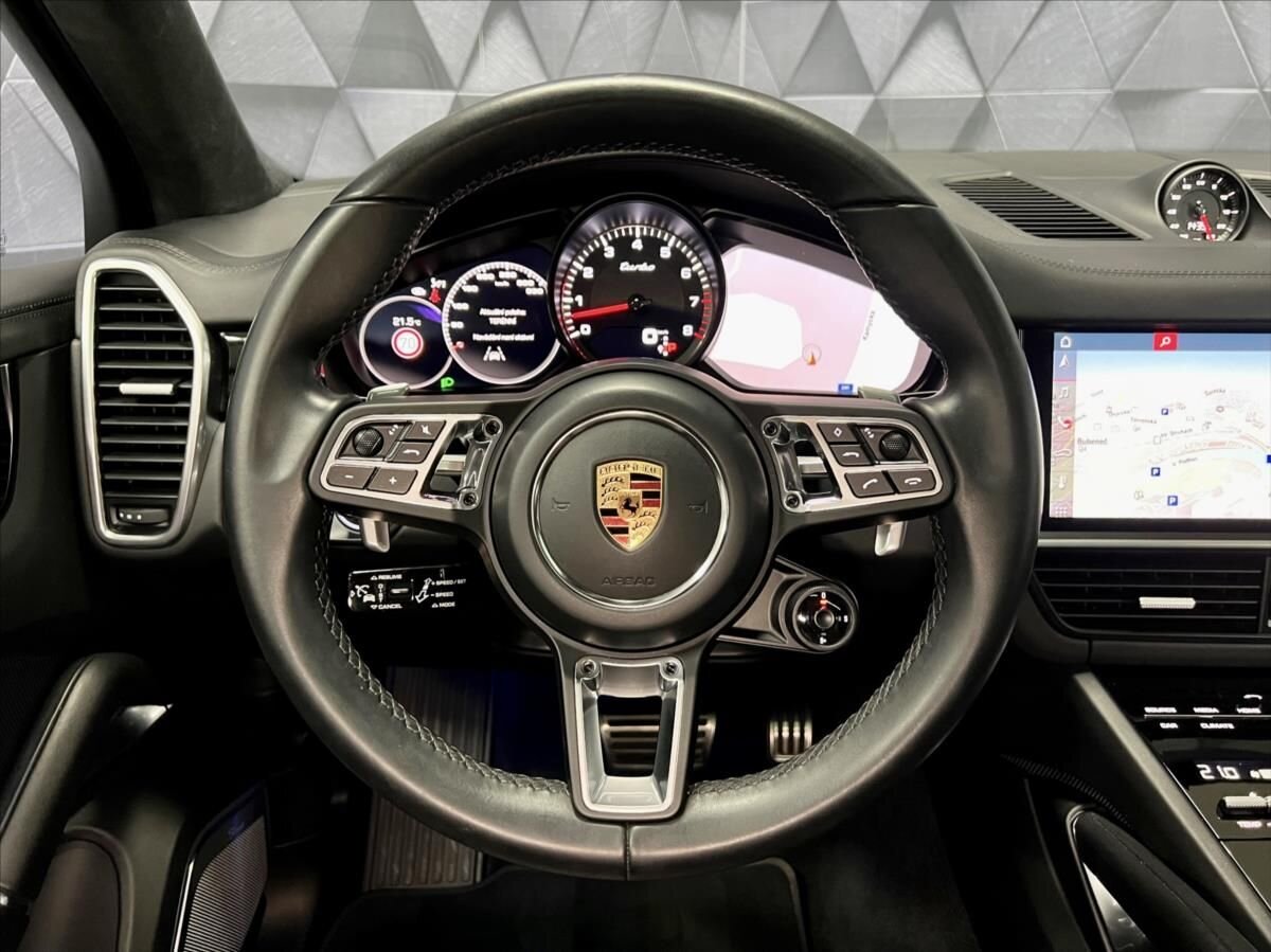 Porsche Cayenne SUV / Terénní 4,0 l 404 kw