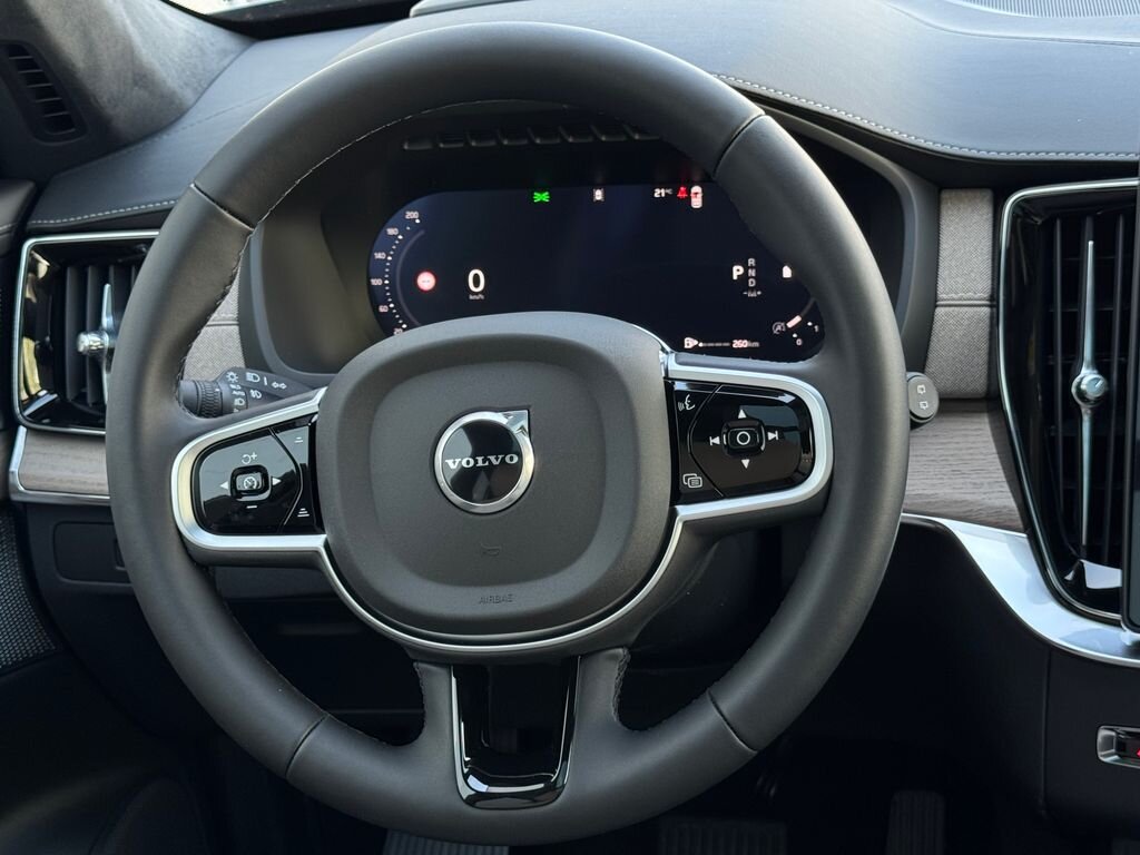 Volvo XC90 SUV / Terénní 2,0 l 184 kw