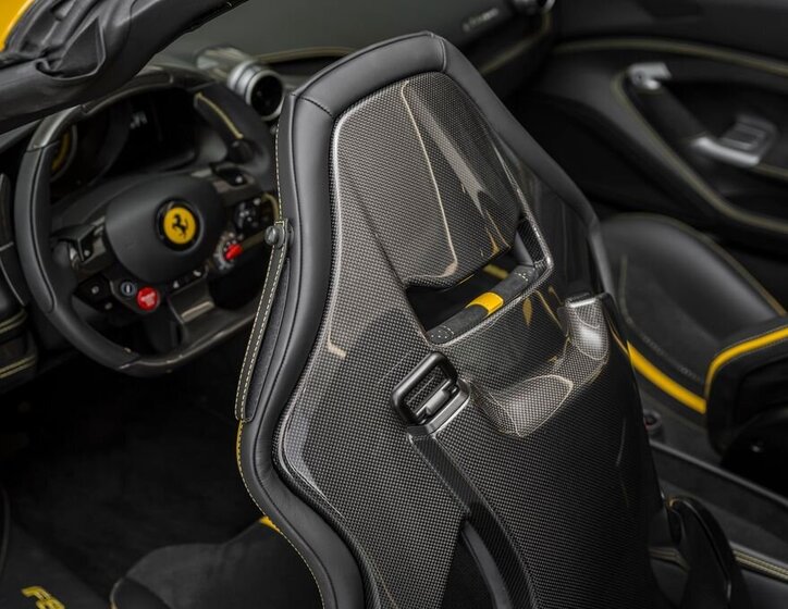 Ferrari Ostatní Kabriolet 3,9 l 530 kw