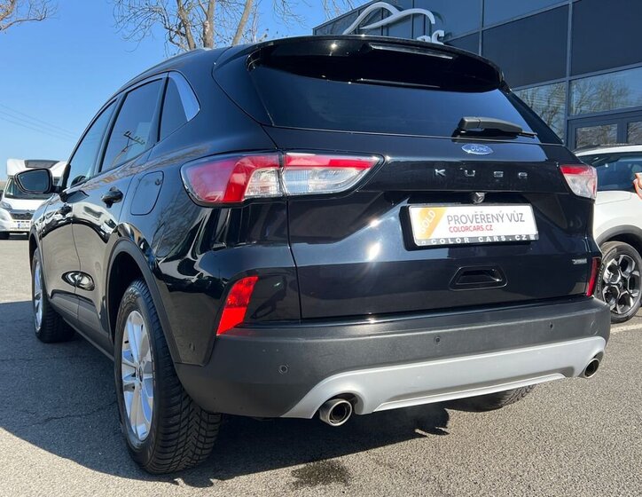 Ford Kuga SUV / Terénní 2,5 l 112 kw