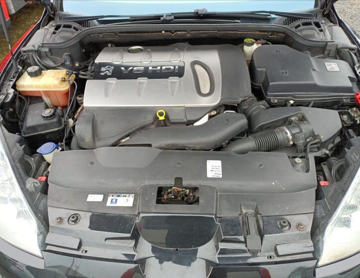 Peugeot 407 Kupé 2,7 l 150 kw