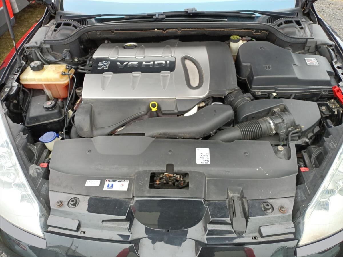 Peugeot 407 Kupé 2,7 l 150 kw