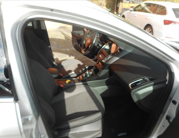 Ford Focus Kombi 999,0 92 kw