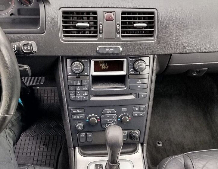 Volvo XC90 SUV / Terénní 2,4 l 136 kw