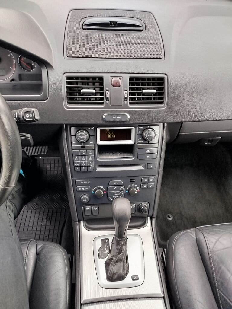 Volvo XC90 SUV / Terénní 2,4 l 136 kw