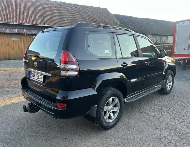 Toyota Land Cruiser 3