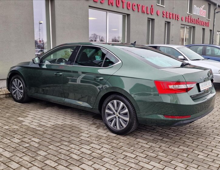Škoda Superb Sedan 2,0 l 110 kw