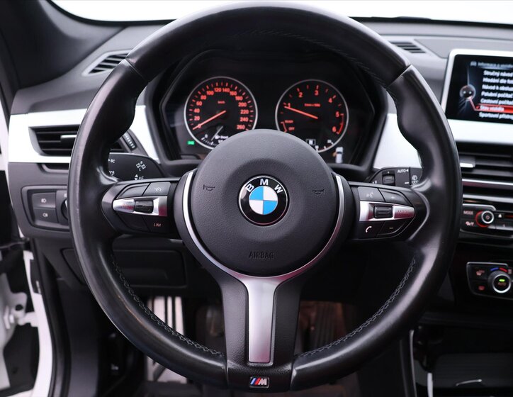 BMW X1 SUV 2,0 l 140 kw