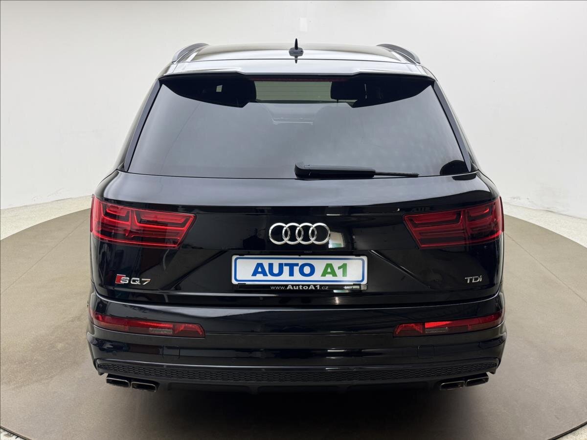 Audi SQ7 SUV / Terénní 4,0 l 320 kw
