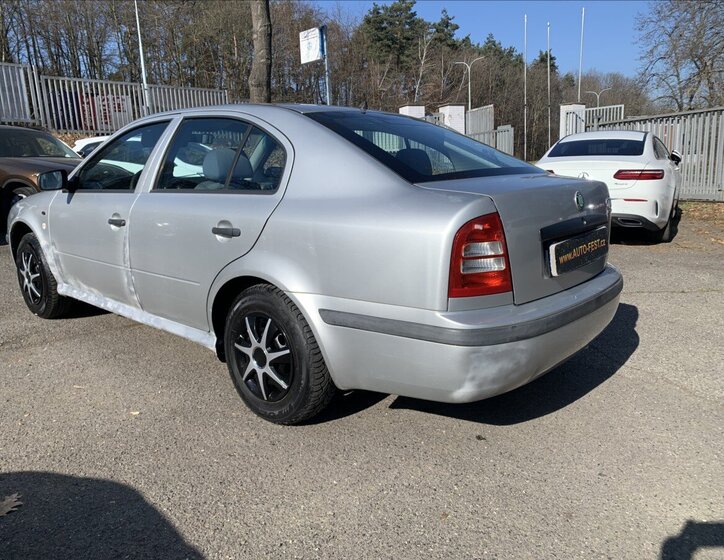 Škoda Octavia Liftback 1,4 l 55 kw