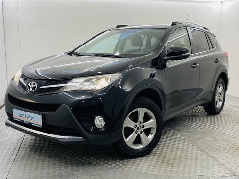 Toyota RAV4 SUV / Terénní 2,0 l 112 kw