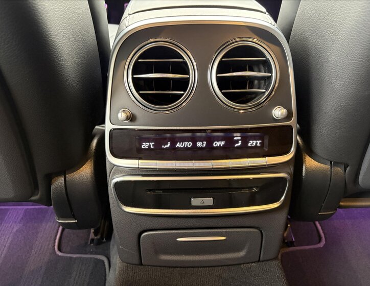 Mercedes-Benz Třídy S Sedan / Limuzína 4,0 l 345 kw