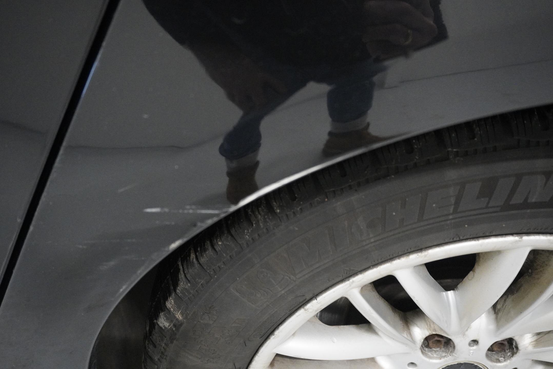 BMW Řada 7 Sedan 6,0 l 327 kw