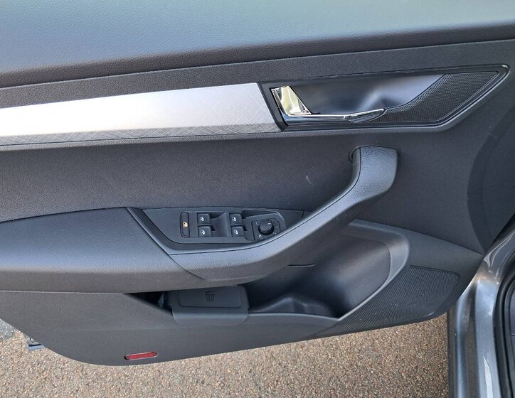 Škoda Karoq SUV / Terénní 1,5 l 110 kw