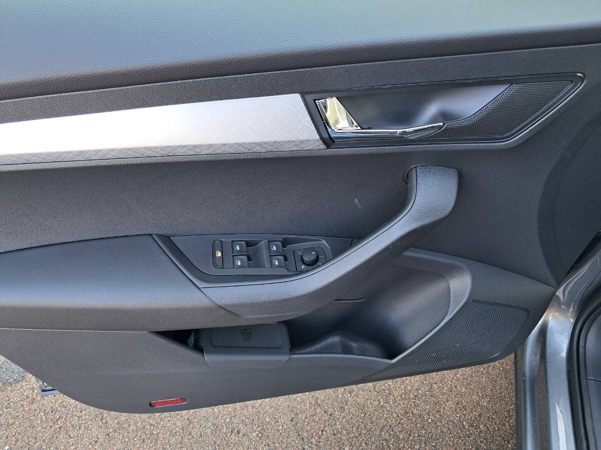 Škoda Karoq SUV / Terénní 1,5 l 110 kw