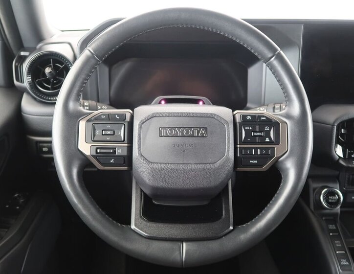 Toyota Land Cruiser SUV / Terénní 2,8 l 151 kw