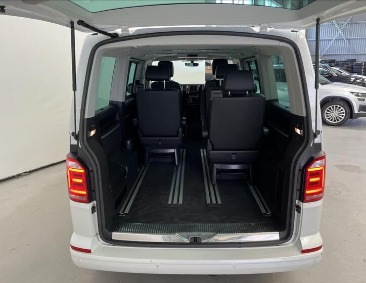 Volkswagen Multivan 26