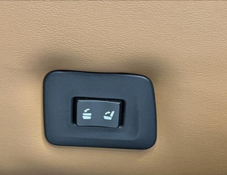 Lexus RX 450h SUV 3,5 l 193 kw