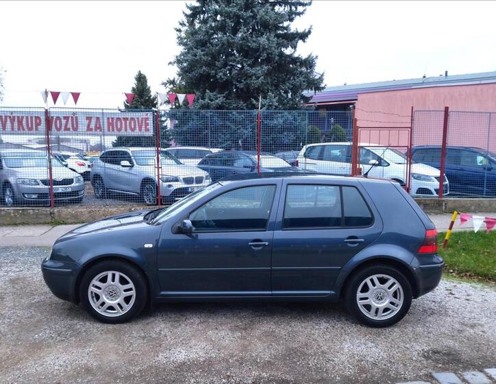 Volkswagen Golf 8