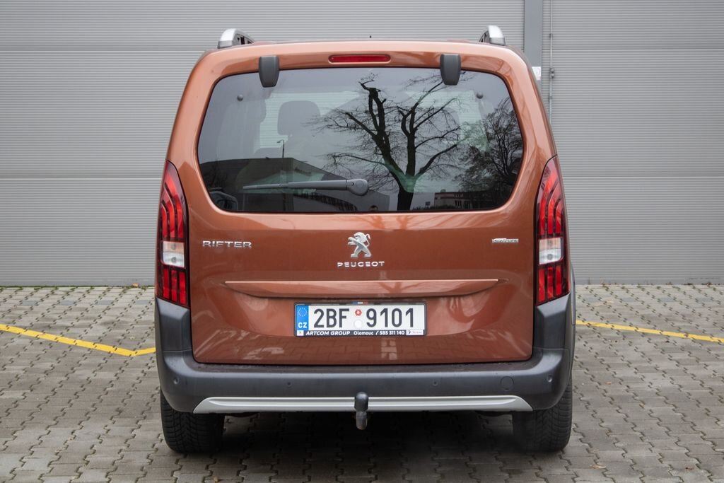 Peugeot Rifter VAN-Minibus 1,5 l 96 kw