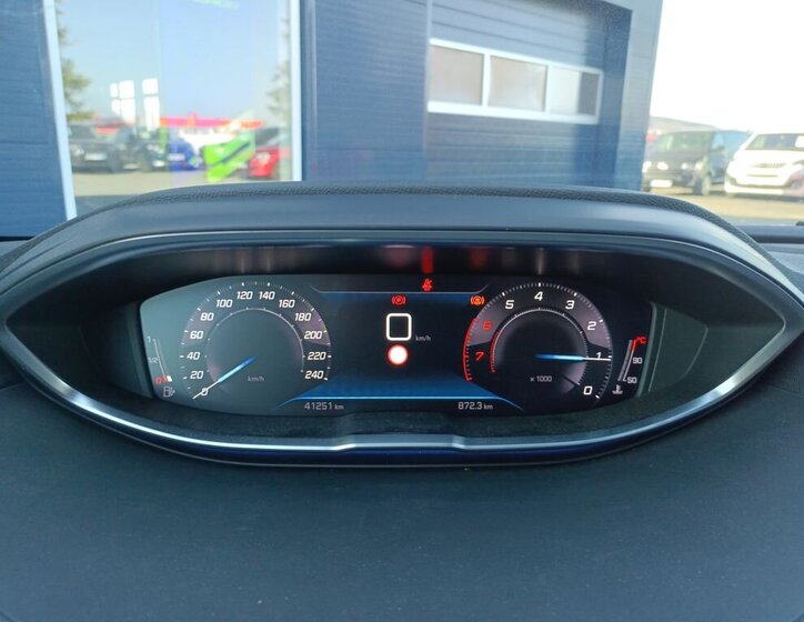 Peugeot 5008 SUV / Terénní 1,2 l 96 kw