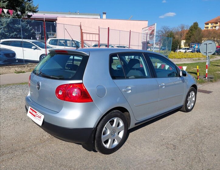 Volkswagen Golf Hatchback 1,4 l 59 kw