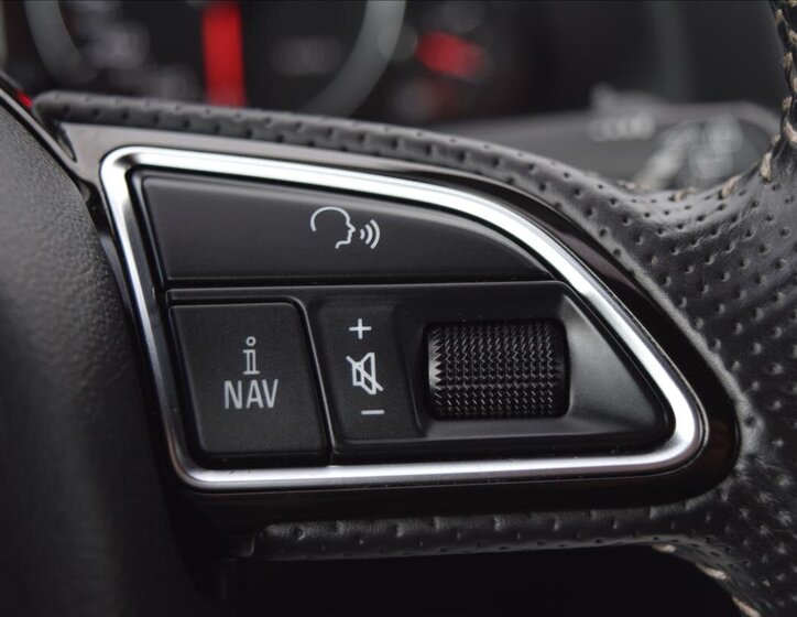 Audi Q5 SUV / Terénní 3,0 l 180 kw