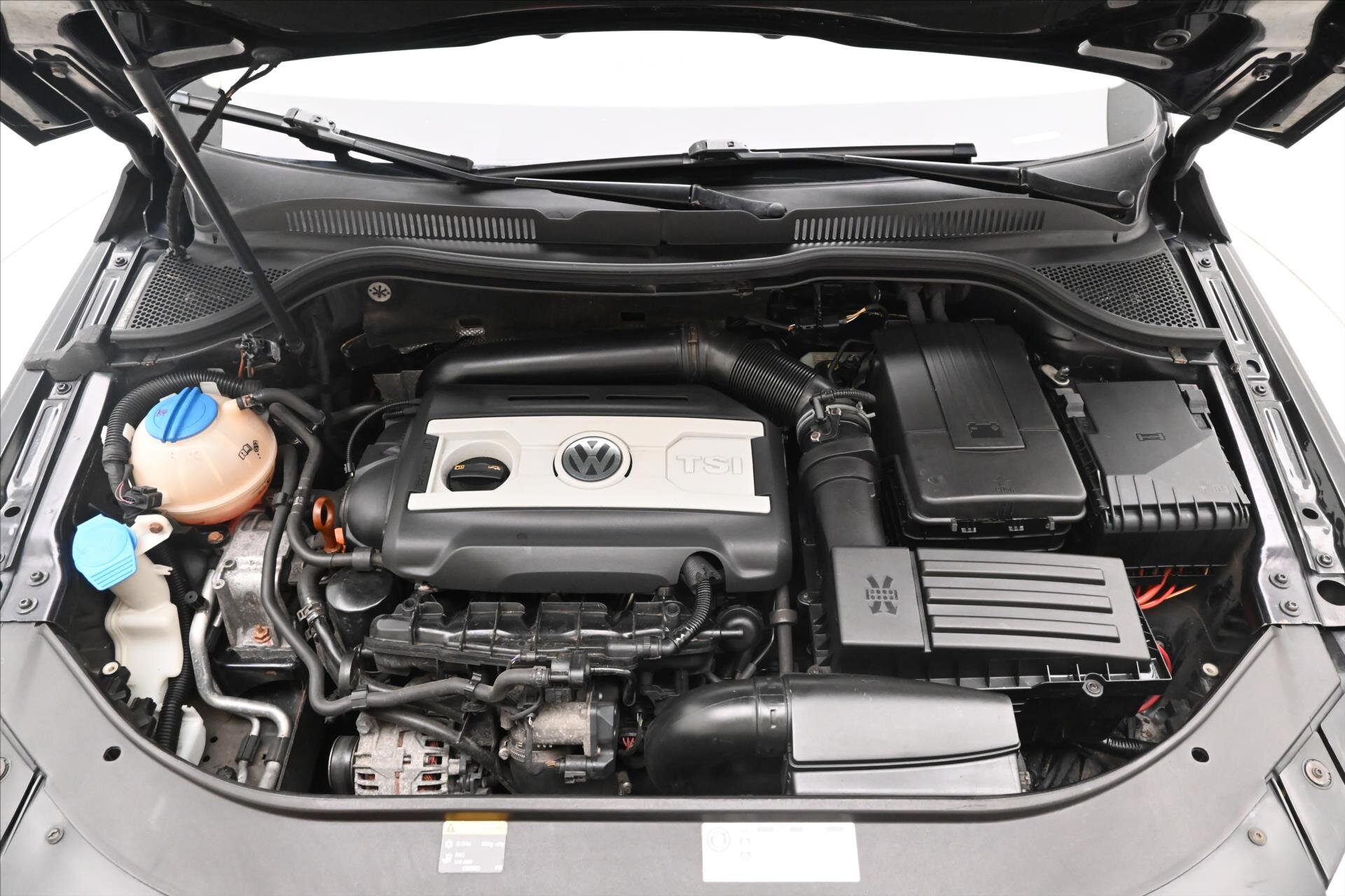 Volkswagen Passat CC Sedan 2,0 l 147 kw