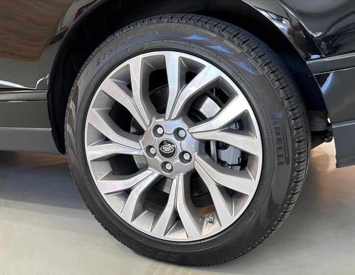 Land Rover Range Rover 23