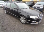 Volkswagen Passat Kombi 2,0 l 103 kw