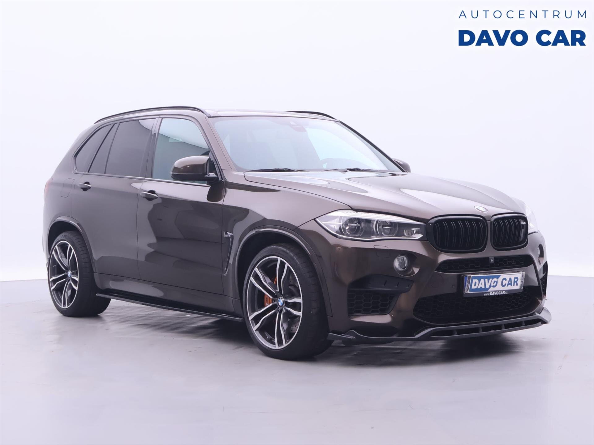 BMW X5 SUV / Terénní 4,4 l 423 kw