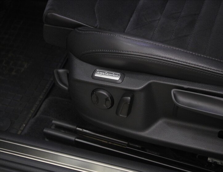 Volkswagen Passat Kombi 2,0 l 110 kw