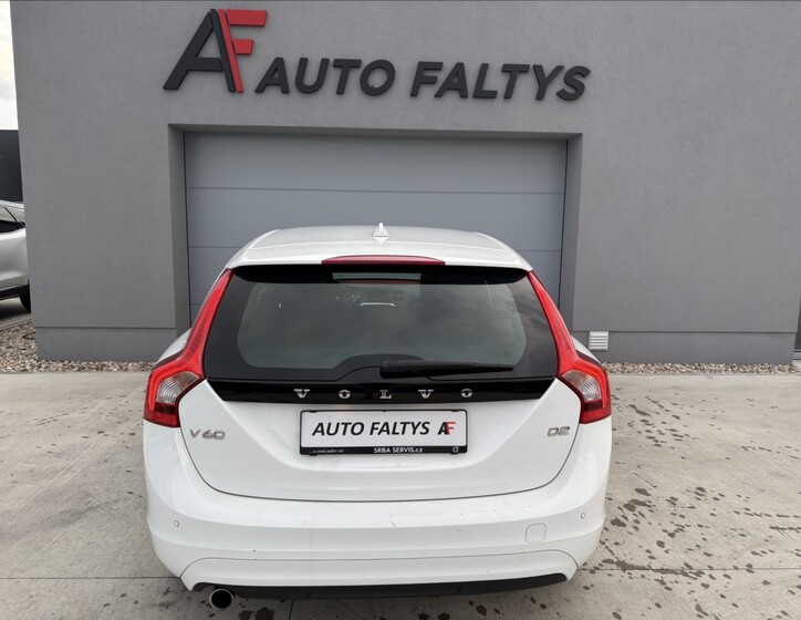 Volvo V60 6