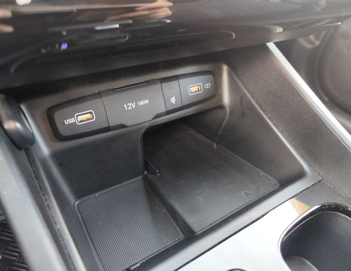 Hyundai Tucson SUV 1,6 l 100 kw